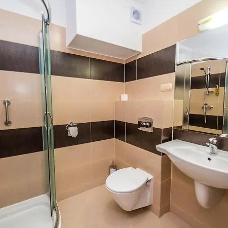 Karpacki & - Blisko Wyciagu, Restauracja, Sala Zabaw, Bar 24h (adults Only) 3* Karpacz