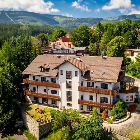 Karpacki & - Blisko Wyciagu, Restauracja, Sala Zabaw, Bar 24h (adults Only)