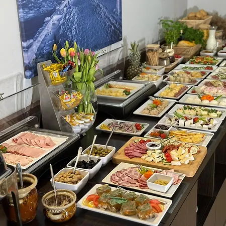 Frühstückspension Karpacki & - Blisko Wyciagu, Restauracja, Sala Zabaw, Bar 24h (adults Only) 3*