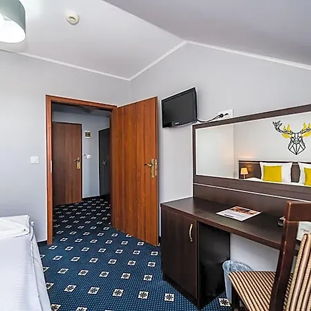 Karpacki & - Blisko Wyciagu, Restauracja, Sala Zabaw, Bar 24h (adults Only) B&B